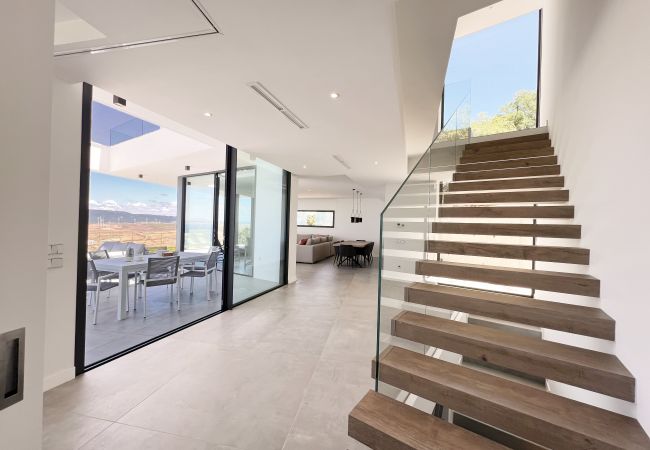 Azara G37 - Escaleras