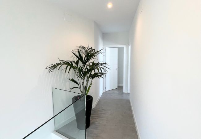 Azara G37 - Pasillo distribuidor - 1ª planta
