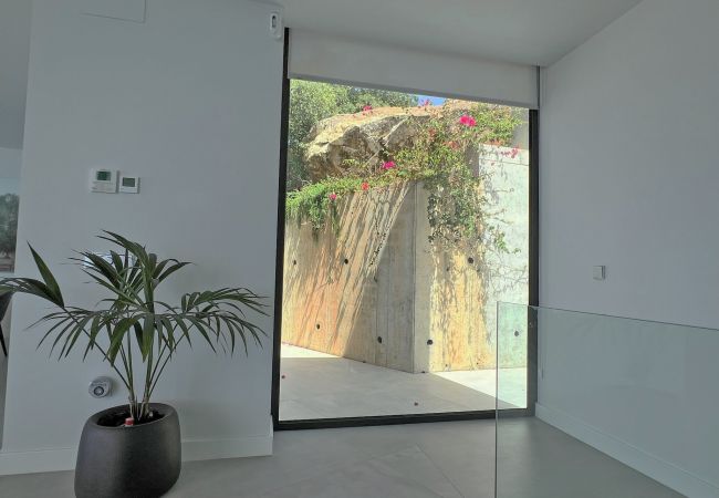 Azara G37 - Detalle escaleras