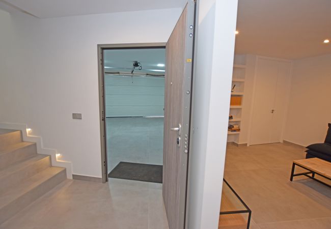Azara G37 - Pasillo planta sotano