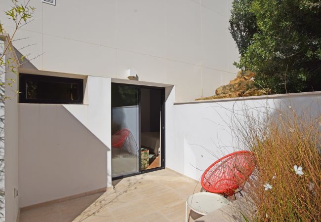 Adamar - Dormitorio 2 - Terraza exterior