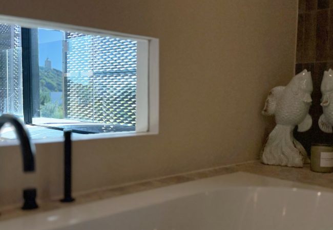 Adamar - Baño dormitorio principal - Ala derecha - Planta Baja