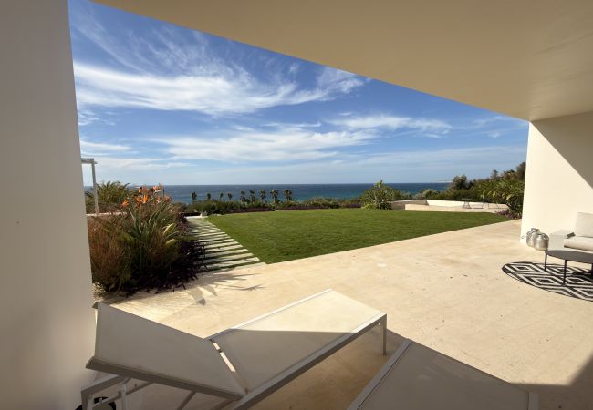 Adamar - PORCHECUBIERTO-JARDINES1Copiar