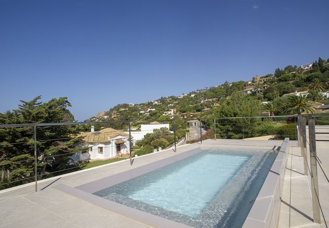 La Perla - jacuzzi1Copiar