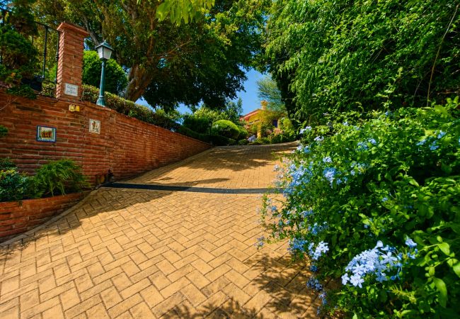 Guatavita - EXTERIORESJARDINES