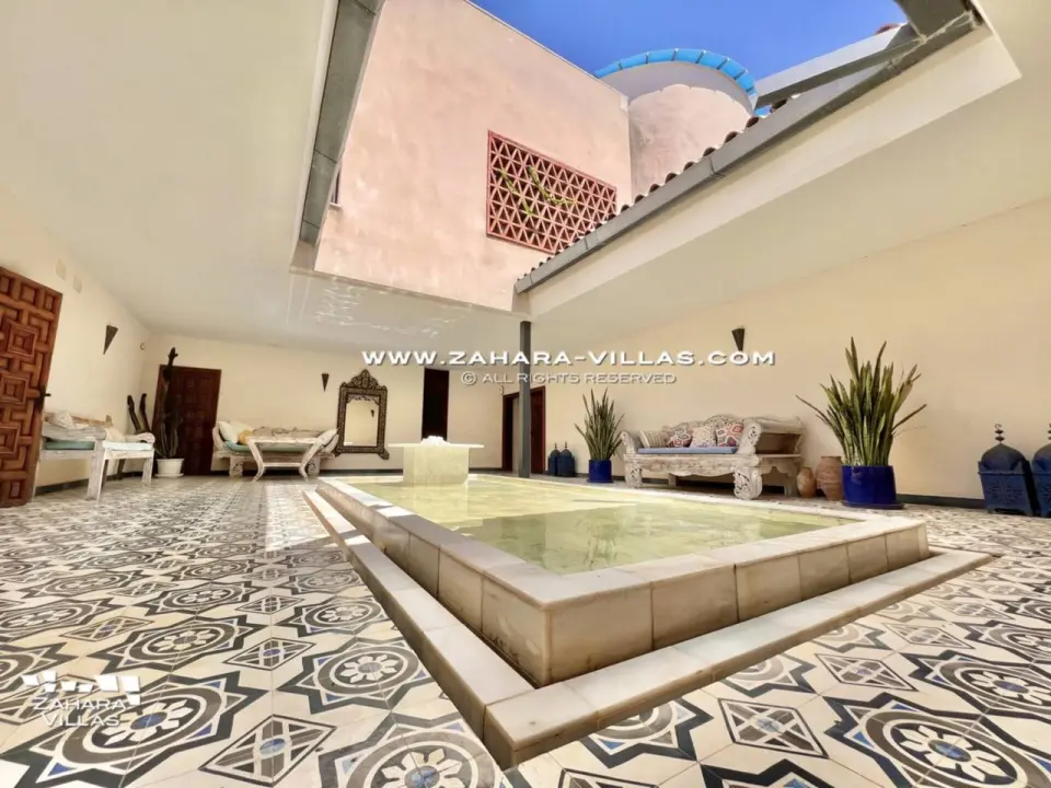 Imagen 56 de Chalet en primera línea de playa en venta en la Cala de los Alemanes, Atlanterra