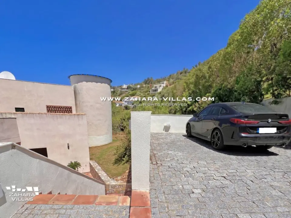 Imagen 6 de Chalet en primera línea de playa en venta en la Cala de los Alemanes, Atlanterra