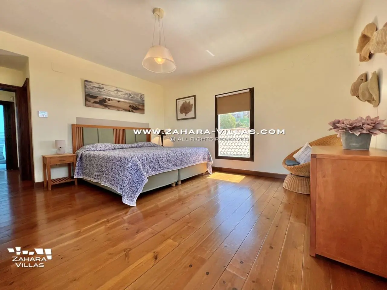 Imagen 38 de Chalet en primera línea de playa en venta en la Cala de los Alemanes, Atlanterra