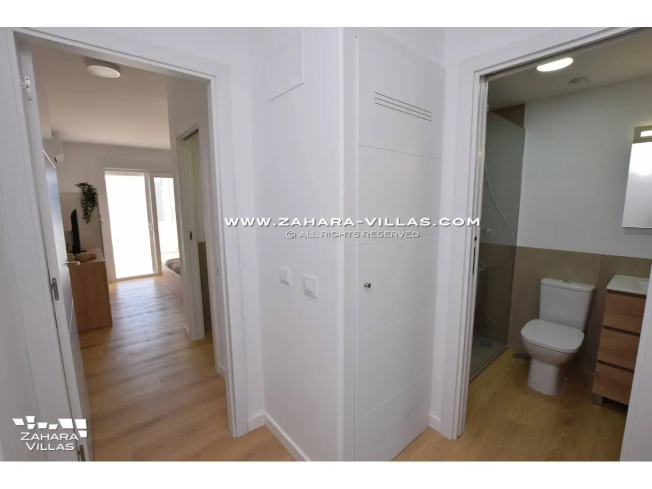 Imagen 25 de Newly Built Terraced House with Frontal Sea Views.