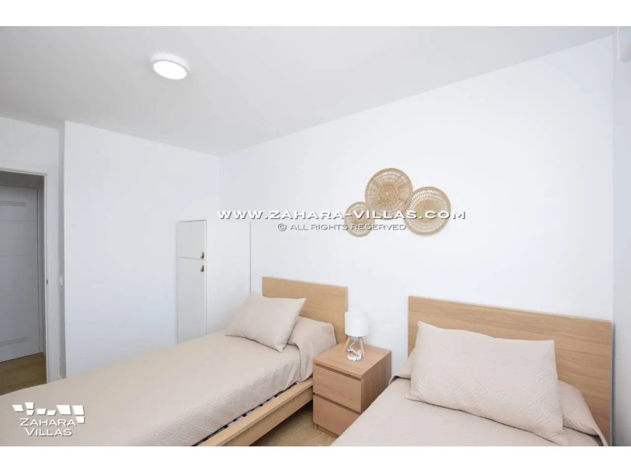 Imagen 21 de Newly Built Terraced House with Frontal Sea Views.