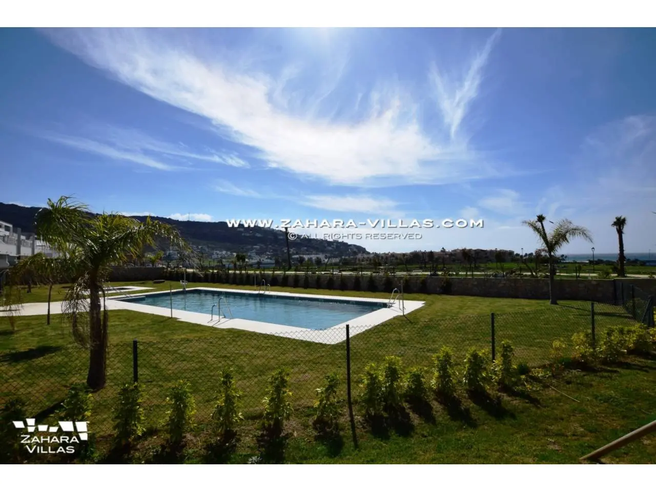 Imagen 46 de Newly Built Terraced House with Frontal Sea Views.