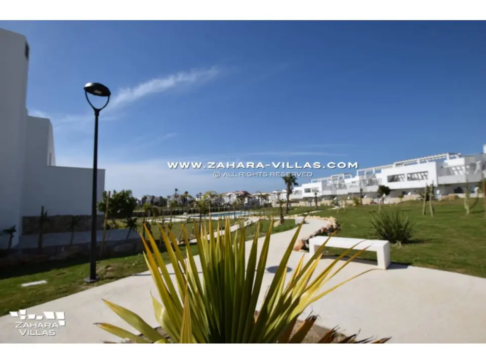 Imagen 45 de Newly Built Terraced House with Frontal Sea Views.