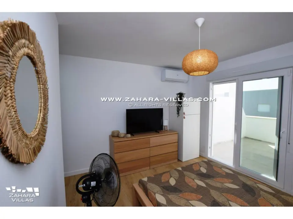 Imagen 29 de Newly Built Terraced House with Frontal Sea Views.