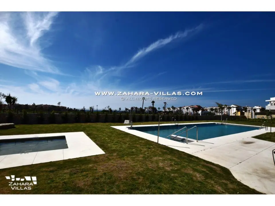 Imagen 48 de Newly Built Terraced House with Frontal Sea Views.