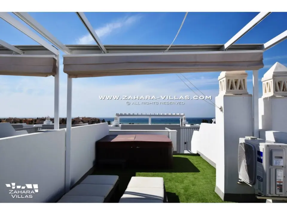 Imagen 41 de Newly Built Terraced House with Frontal Sea Views.