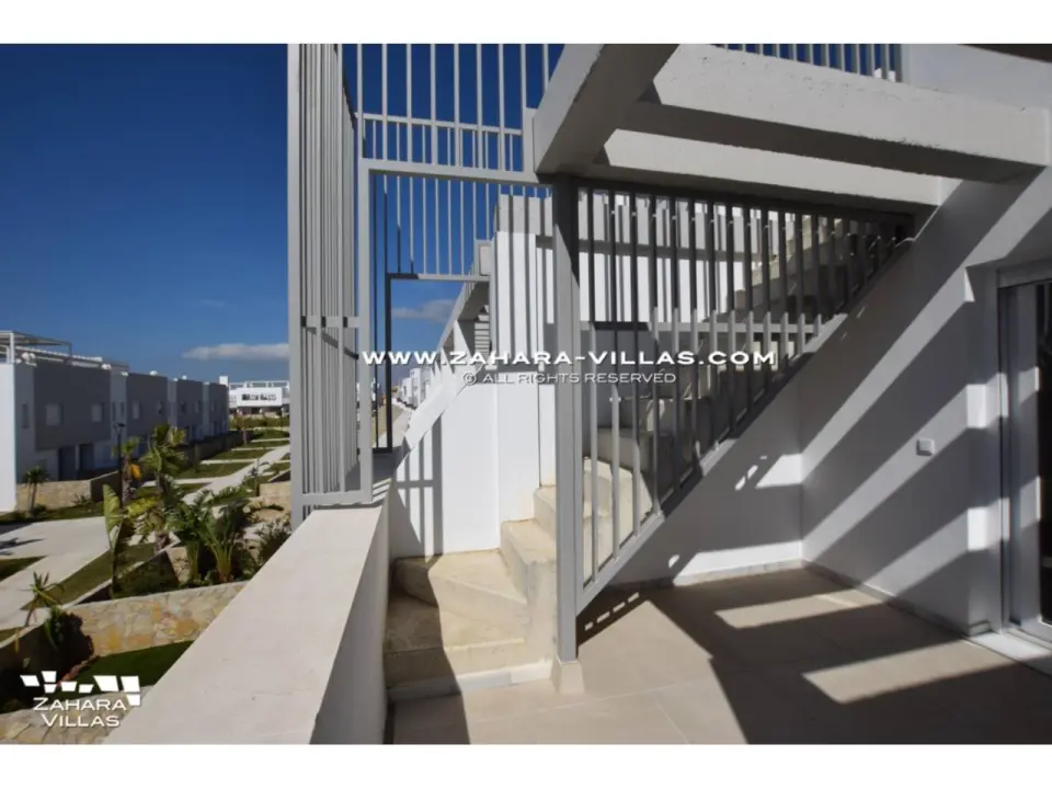 Imagen 33 de Newly Built Terraced House with Frontal Sea Views.