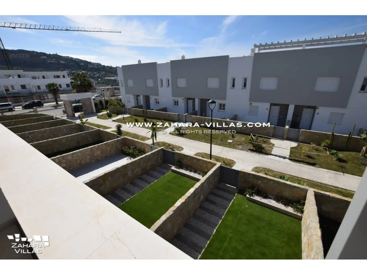 Imagen 32 de Newly Built Terraced House with Frontal Sea Views.