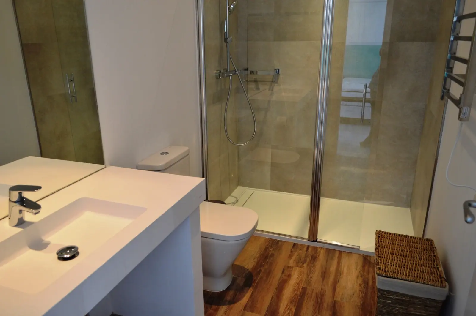 Hasta aquí hemos llegao - Baño