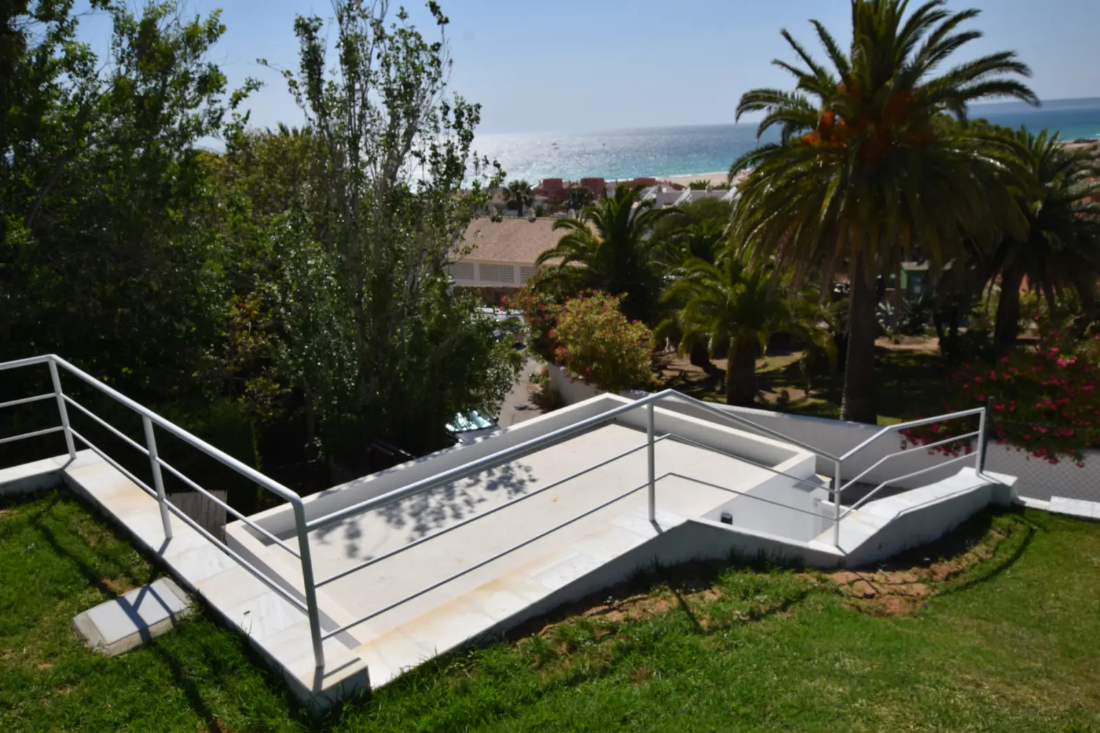 El Pancho - PUERTA SALIDA A PLAYA
