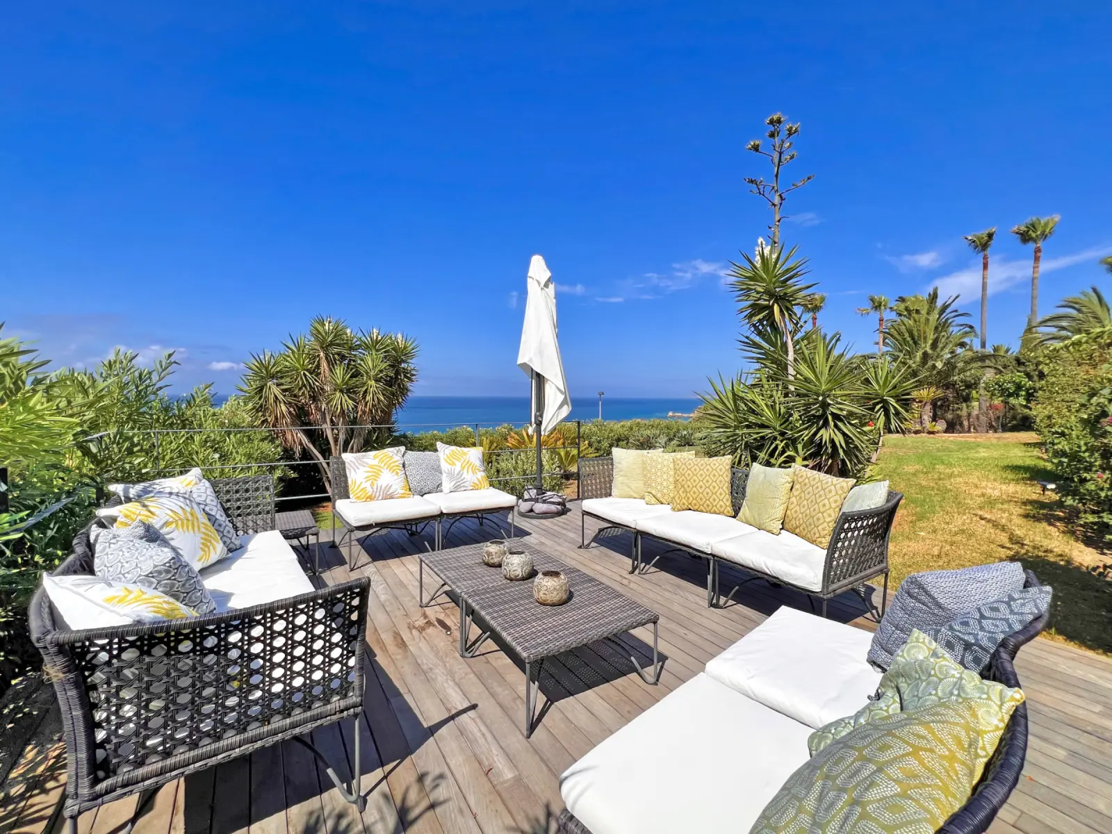 Fare Miti - Zona Chill Out