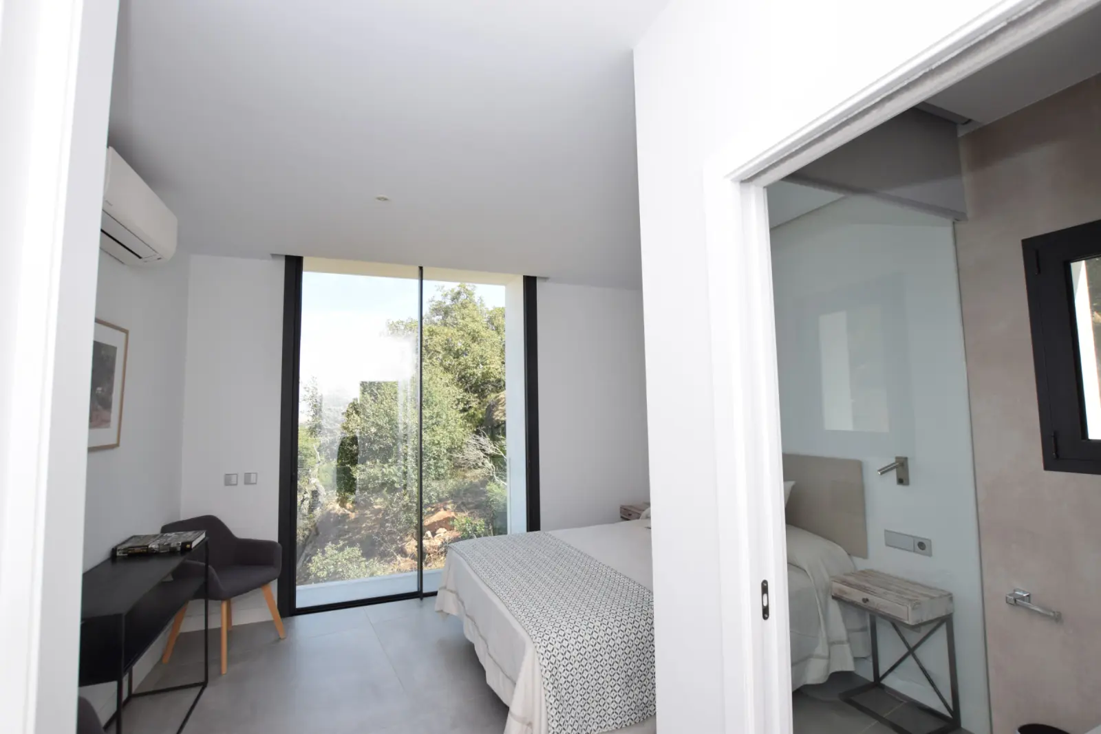 Azara G37 - Dormitorio 2 - Baño en suite