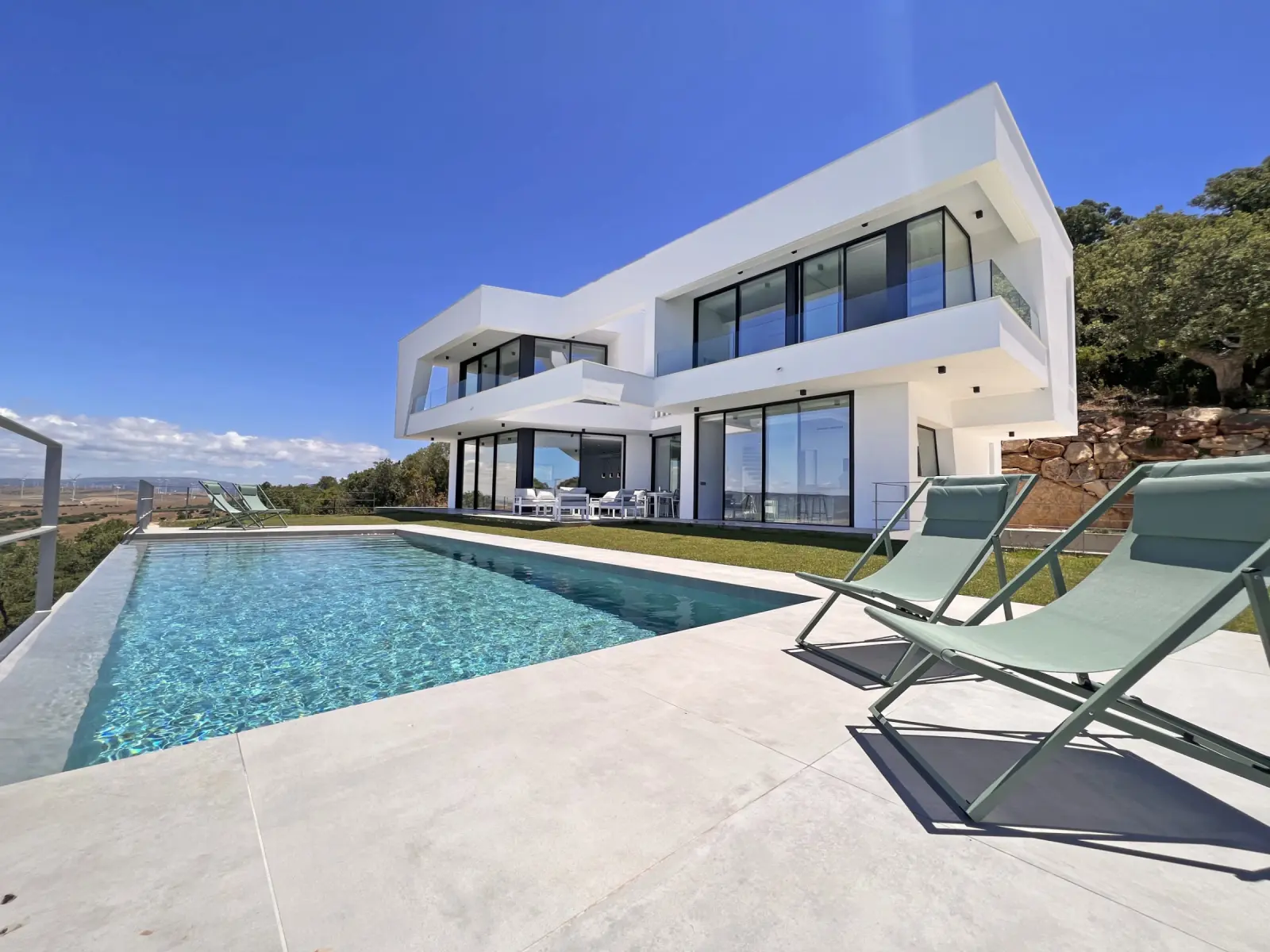 Azara G37 - Zona de piscina y terraza