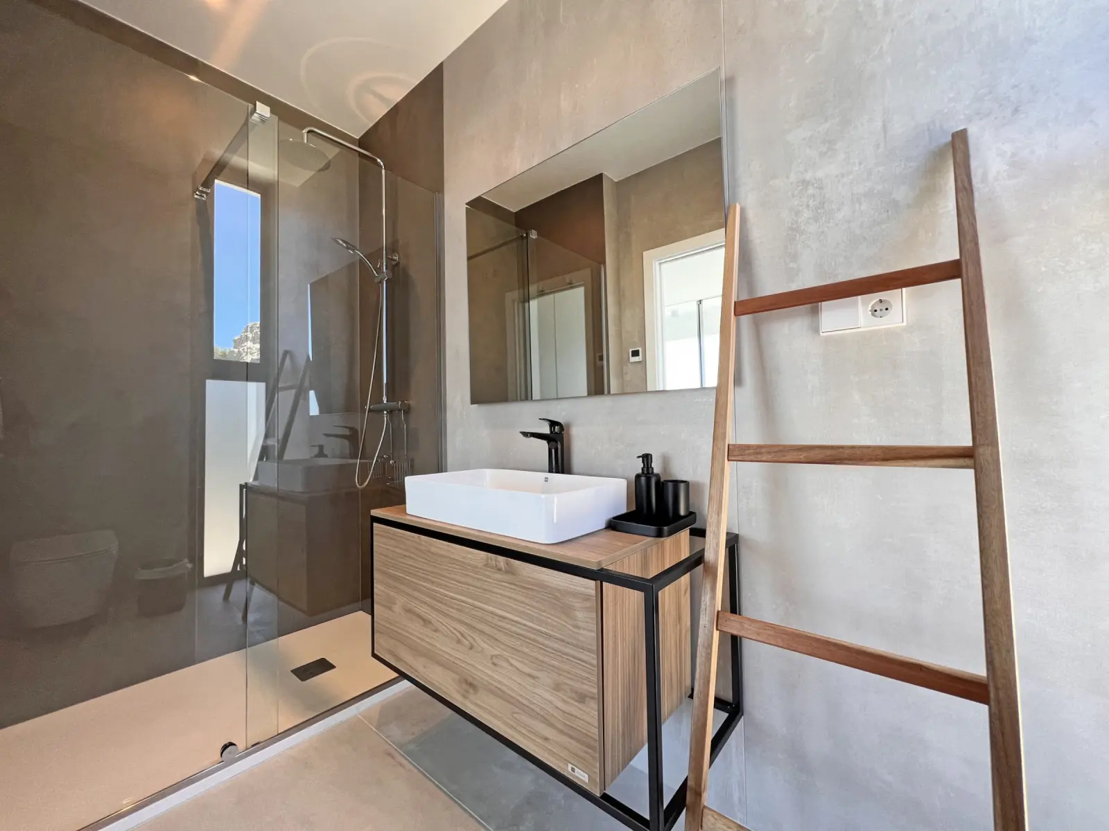 Azara G37 - Baño en suite - Dormitorio 4