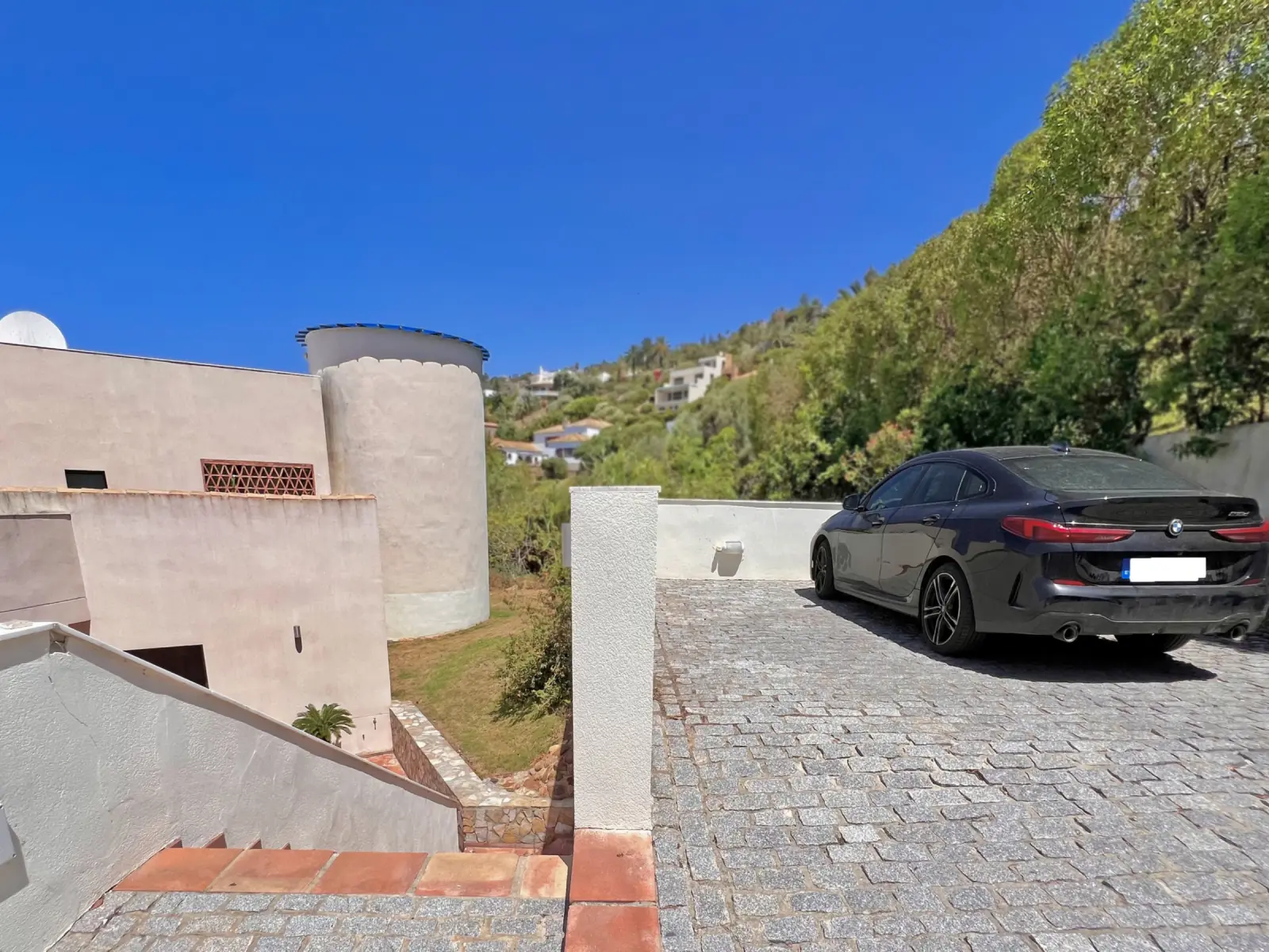 La Caleta - Parkingexterior