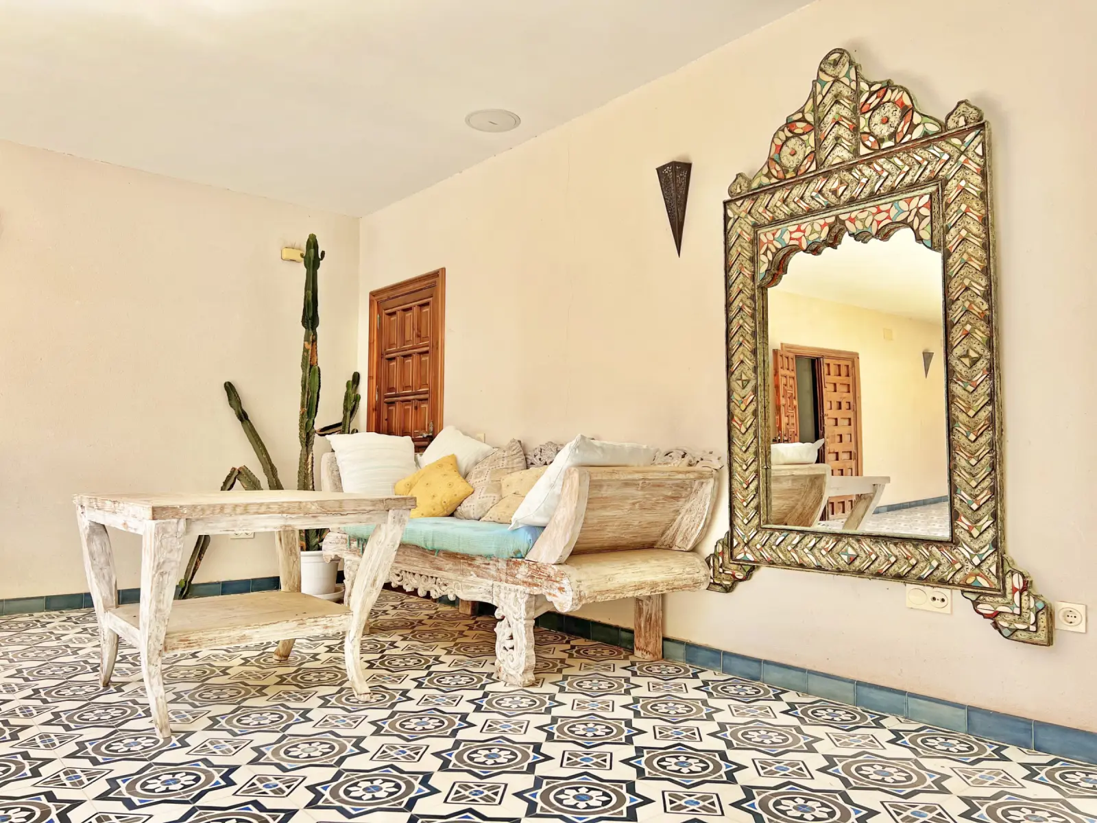 La Caleta - Patio5