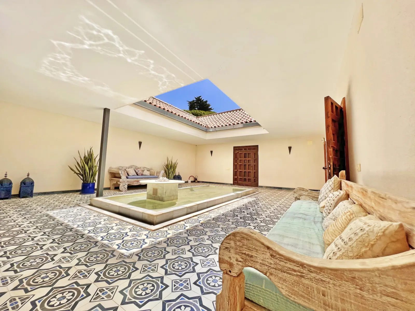 La Caleta - Patio4