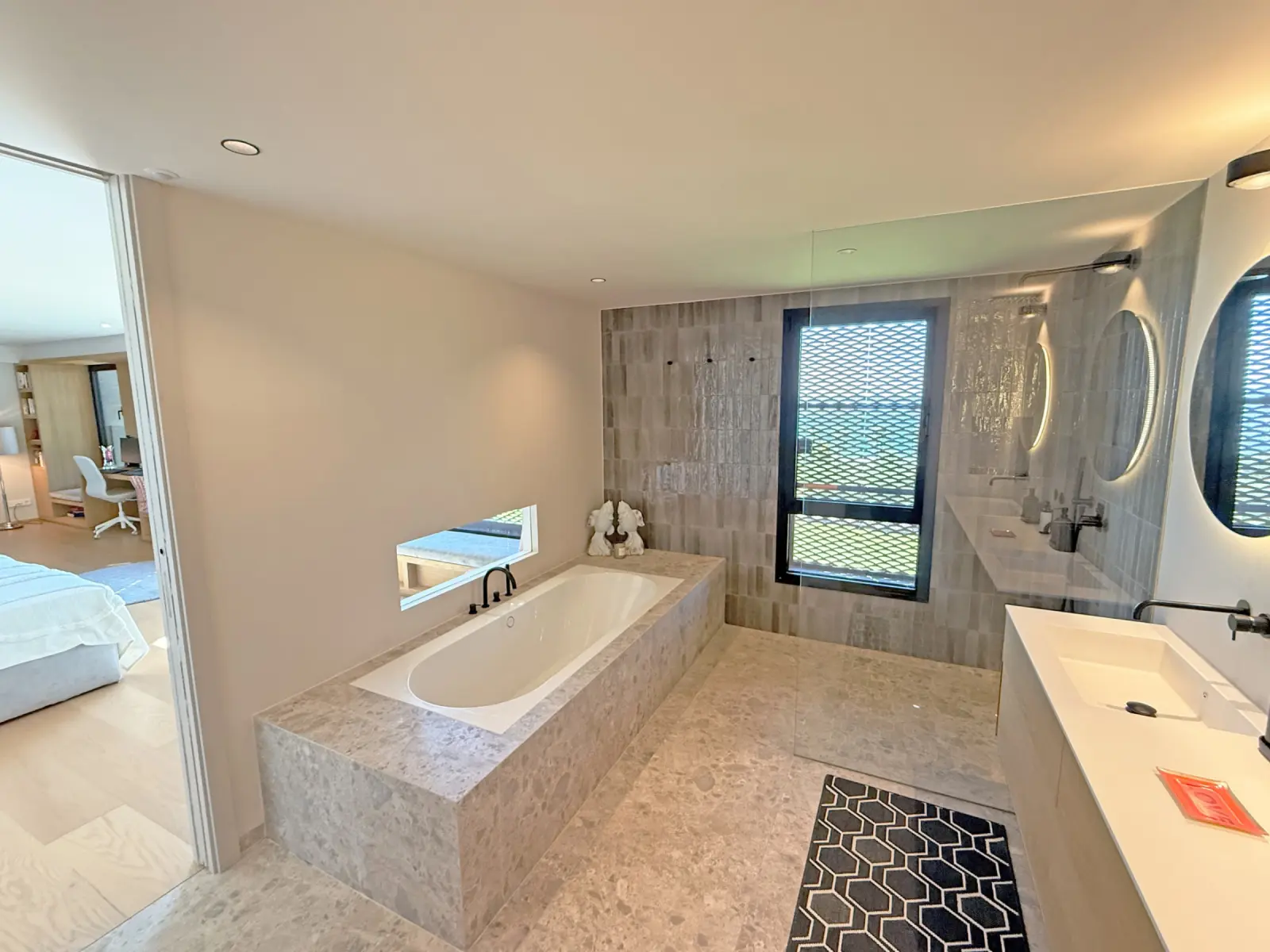 Adamar - Baño dormitorio principal - Ala derecha - Planta Baja