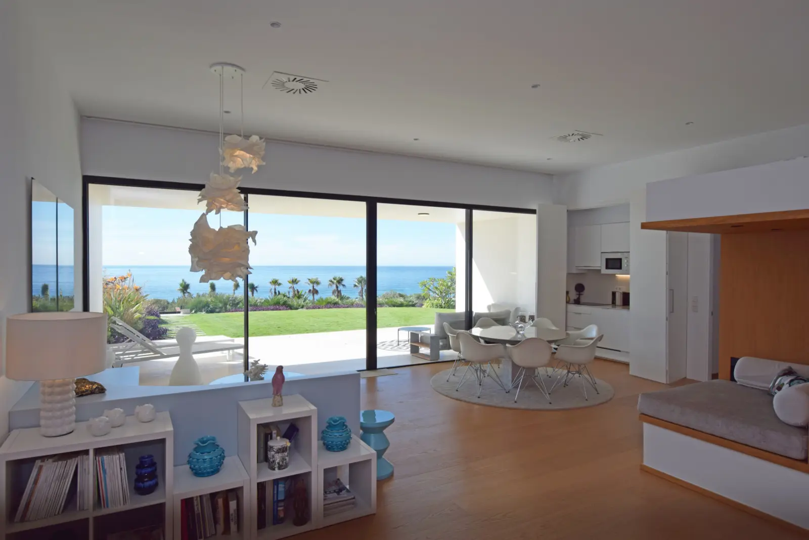 Adamar - Planta baja - Sala de estar y comedor