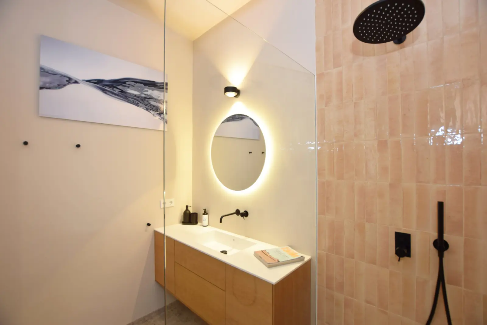 Adamar - Baño en zona de descanso - Planta baja