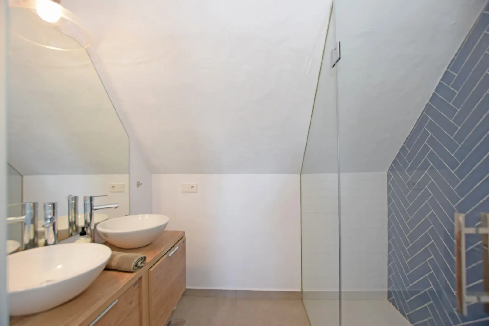 La Almadraba - Dormitorio2Baoensuite3