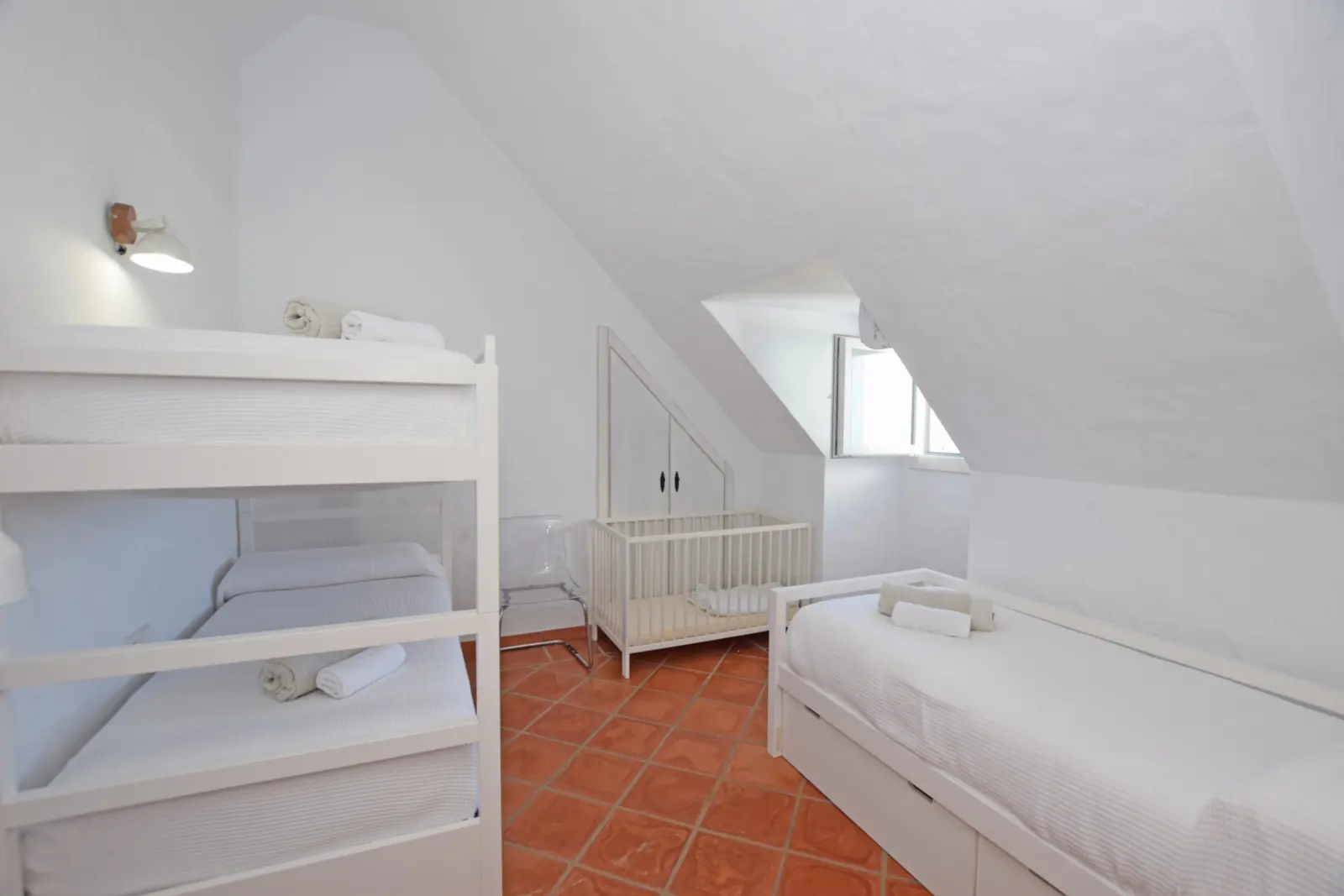 La Almadraba - Dormitorio3-planta1