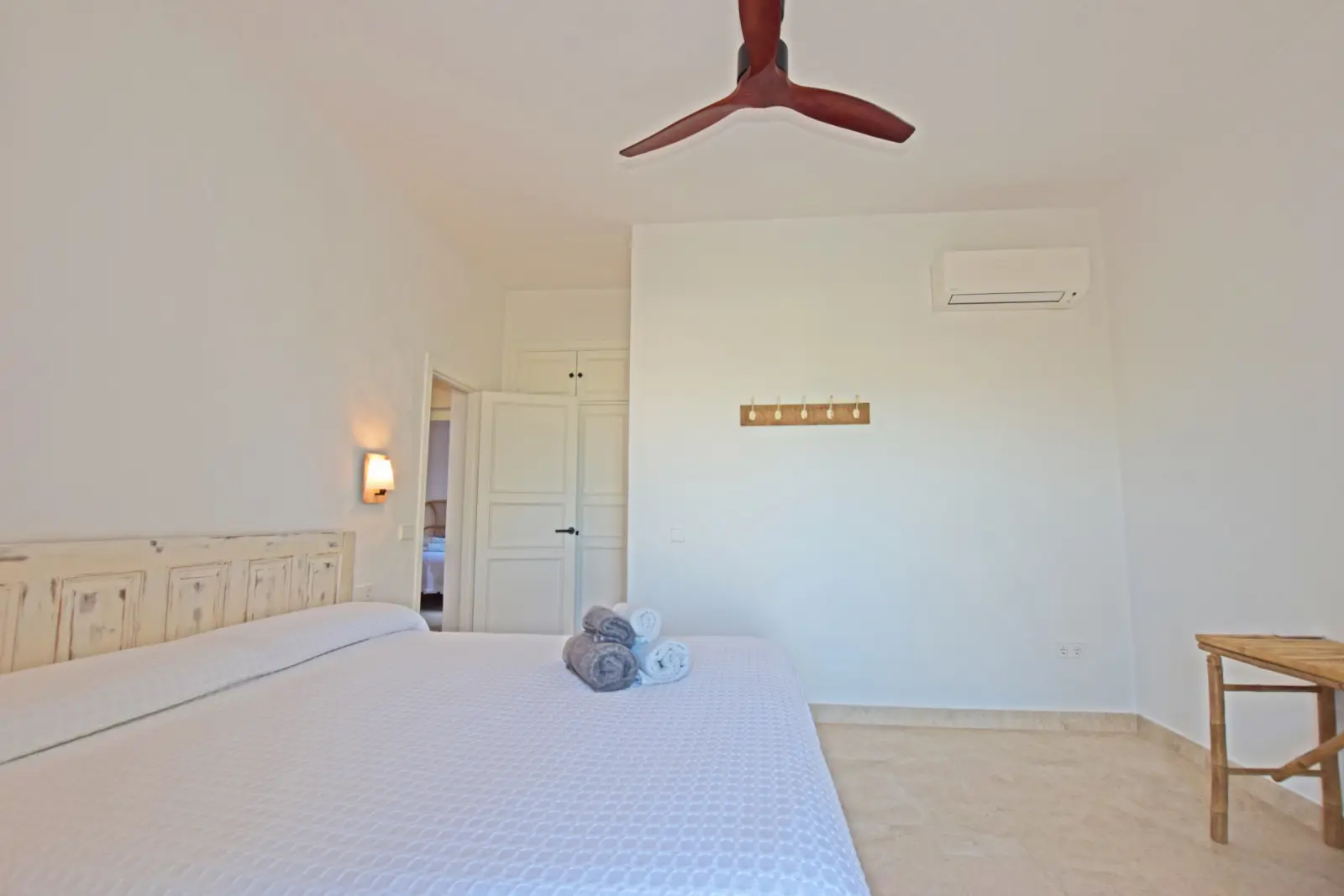 La Risa - Dormitorio25